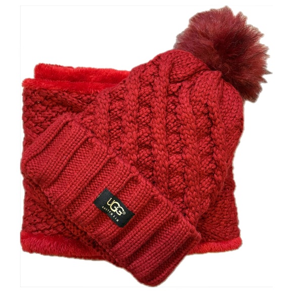 🔥HOST PICK🔥 UGG Pompom Beanie Hat and Infinity Scarf Set Red - Picture 2 of 9